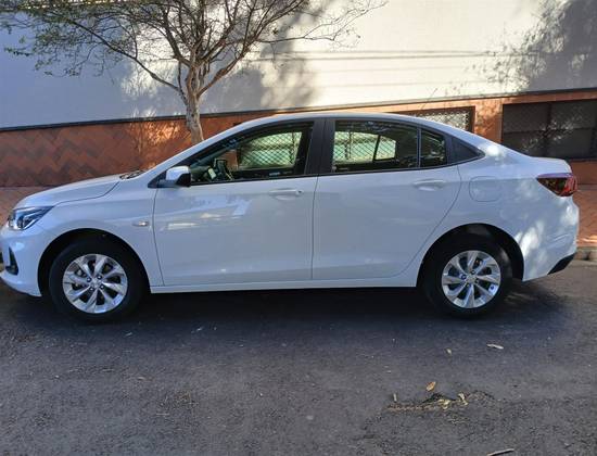 CHEVROLET ONIX 1.0 TURBO FLEX PLUS LT MANUAL CHEVROLET ONIX 1.0 TURBO FLEX PLUS LT MANUAL